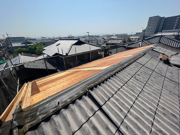 屋根葺き替え工事